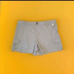 LEE Womens Plus Size 22M Gray Cargo Shorts Regular Fit Midrise Comfort Waistband